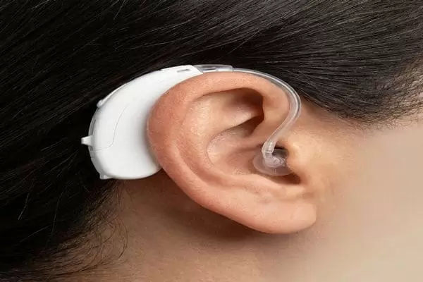 Auxiliar auditivo BTE para niños